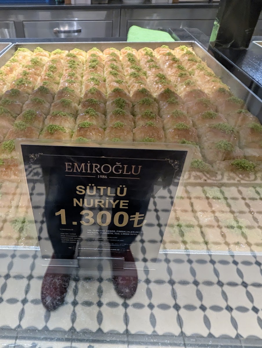 Emiroğlu Baklavaları — fotoğraf 2