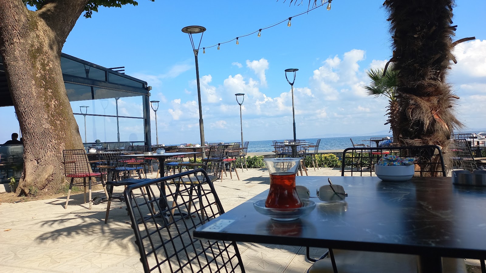 Engelsiz Cafe - Çiftlikköy — fotoğraf 1