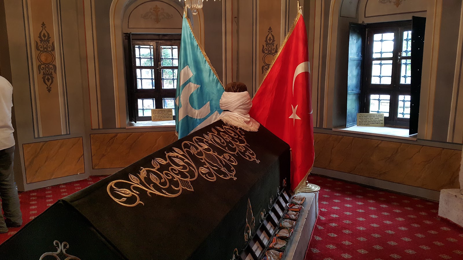 Ertuğrul Gazi Türbesi — fotoğraf 5