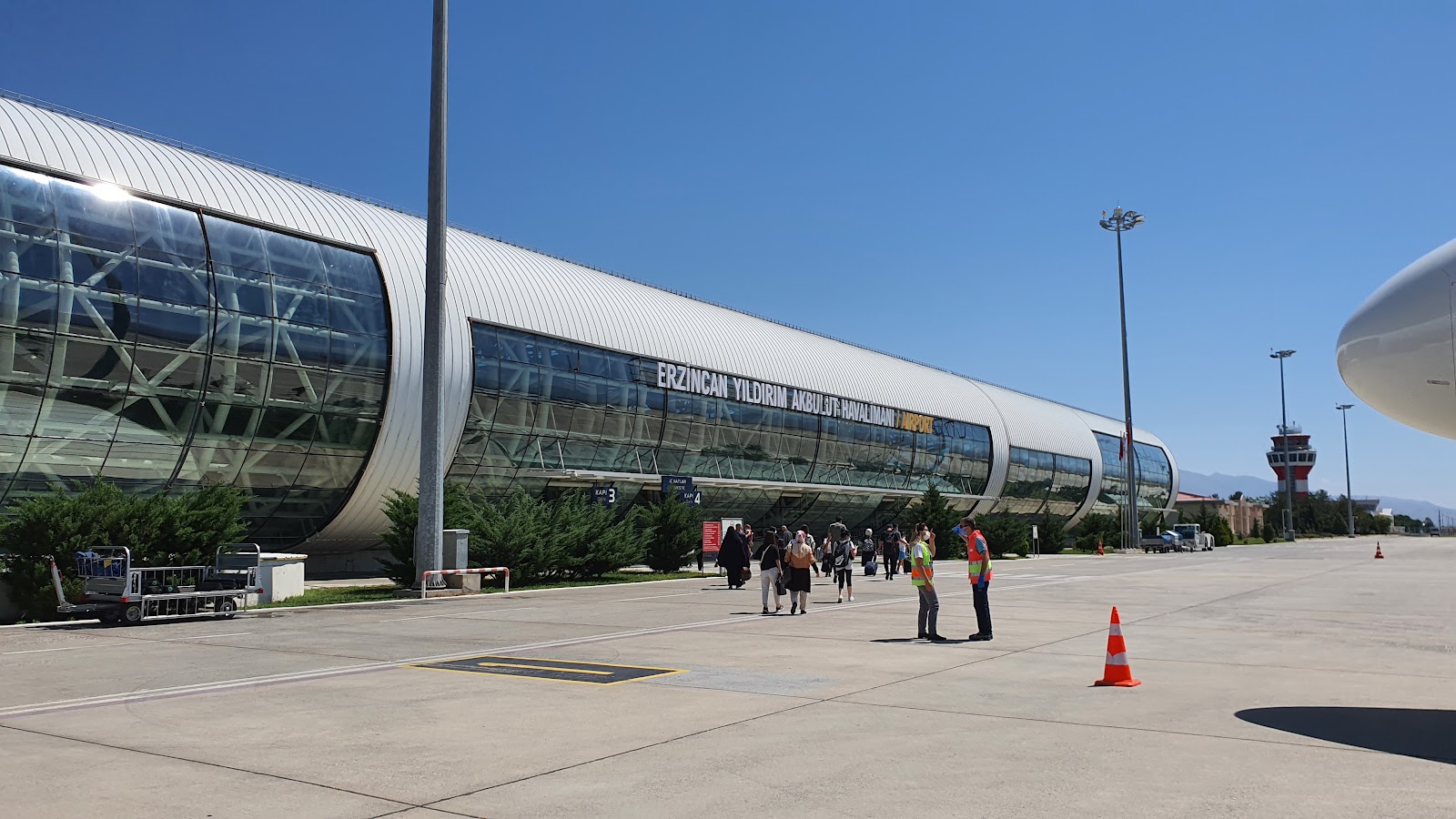 Erzincan Yıldırım Akbulut Havalimanı (ERC) — fotoğraf 4