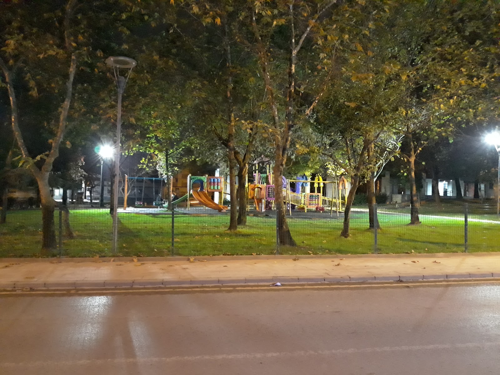 Eşref Bitlis Parkı