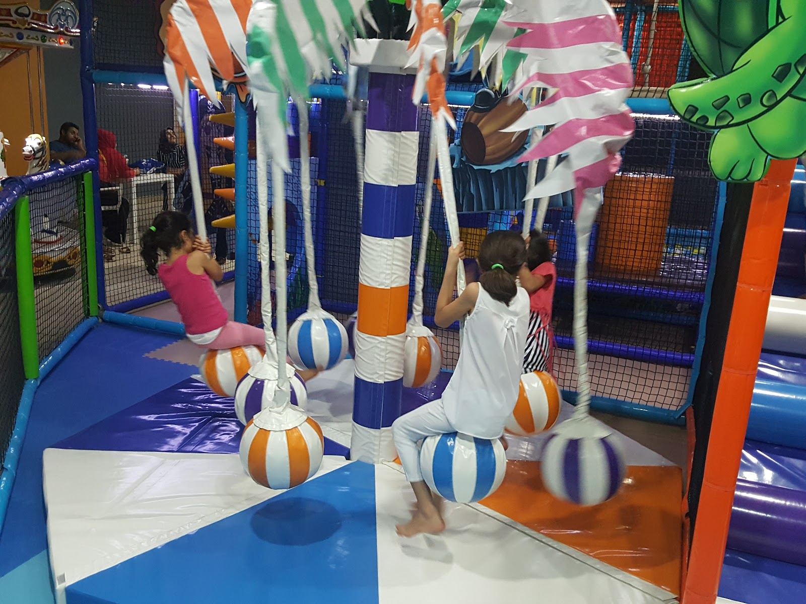 Galaxy Çocuk Eğlence Merkezi — fotoğraf 2