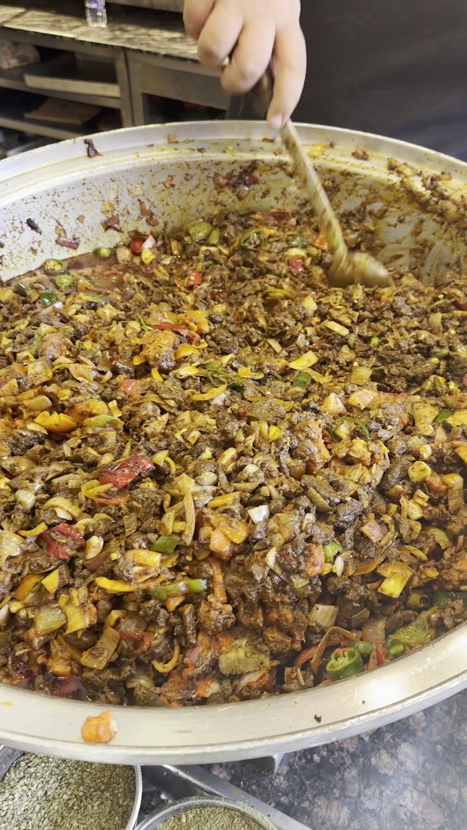 Gazi Köşk Kebap | Kebap - Ciğer - Kavurma - Pide - Lahmacun — fotoğraf 3