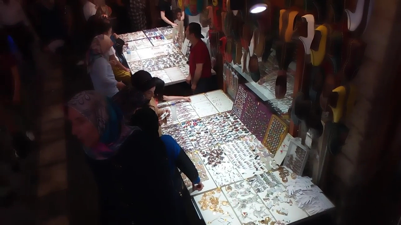 GÖZNURU DÜNYASI — fotoğraf 3