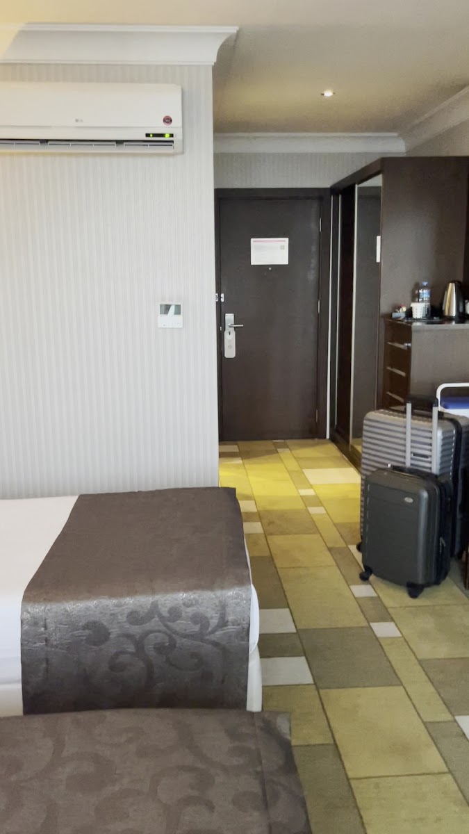 Grand De Luxe Amisos Hotel — fotoğraf 4