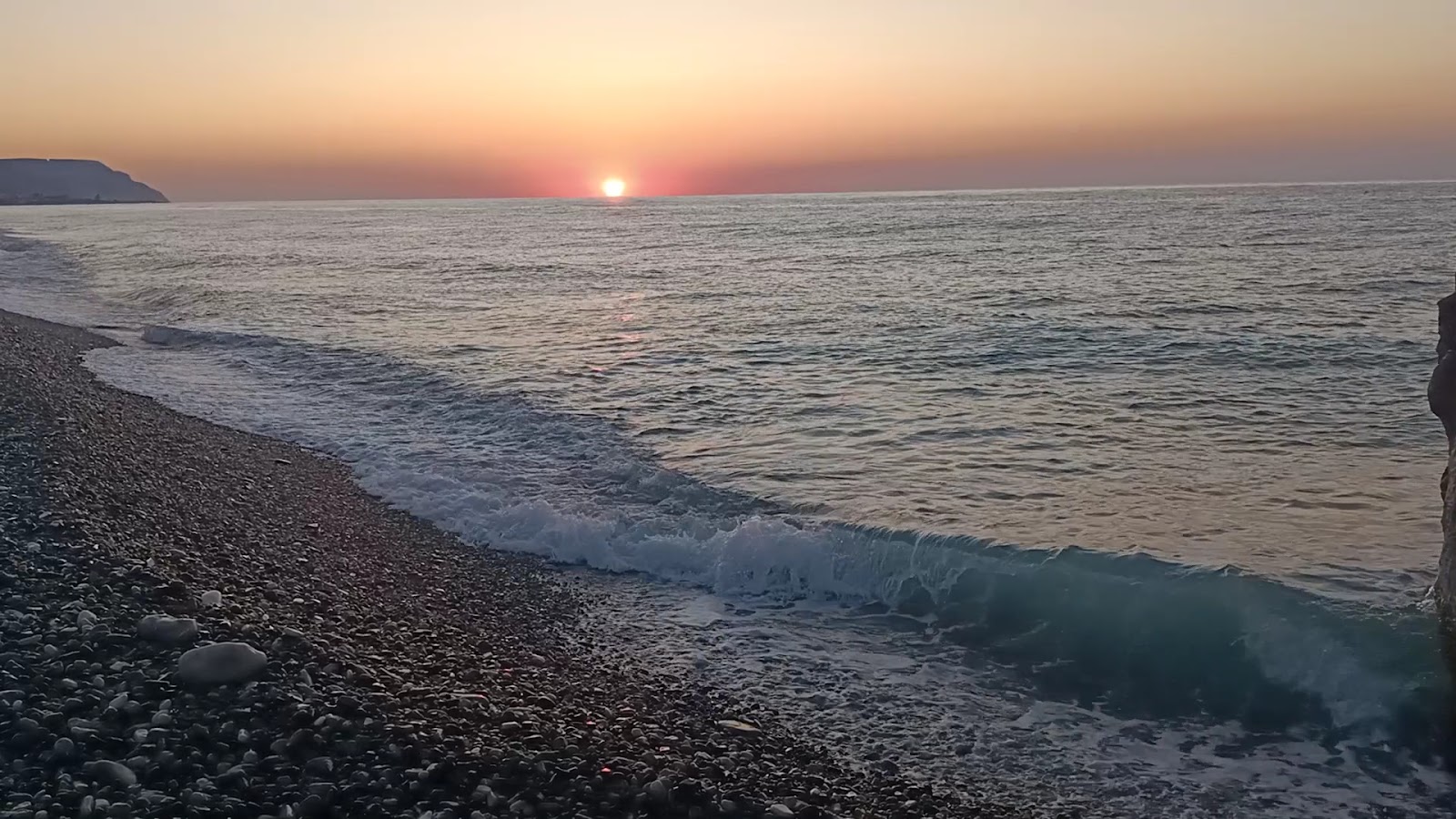 GÜLLÜSU AİLE CANLI BALIK LOKANTASI — fotoğraf 3