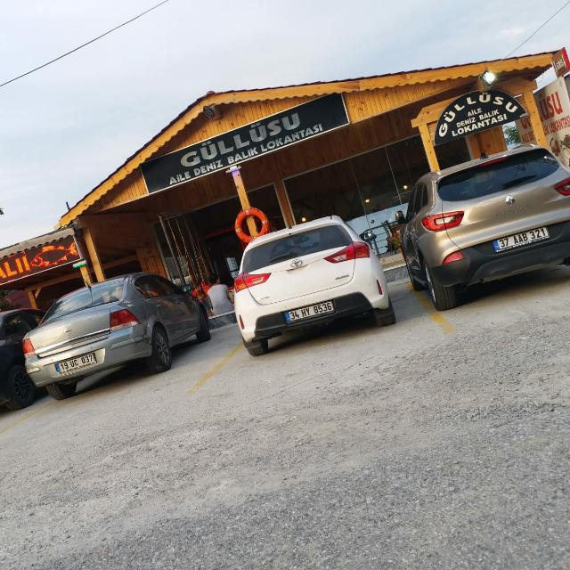 Gullusu Turgay aile deniz balik lokantasi — fotoğraf 7
