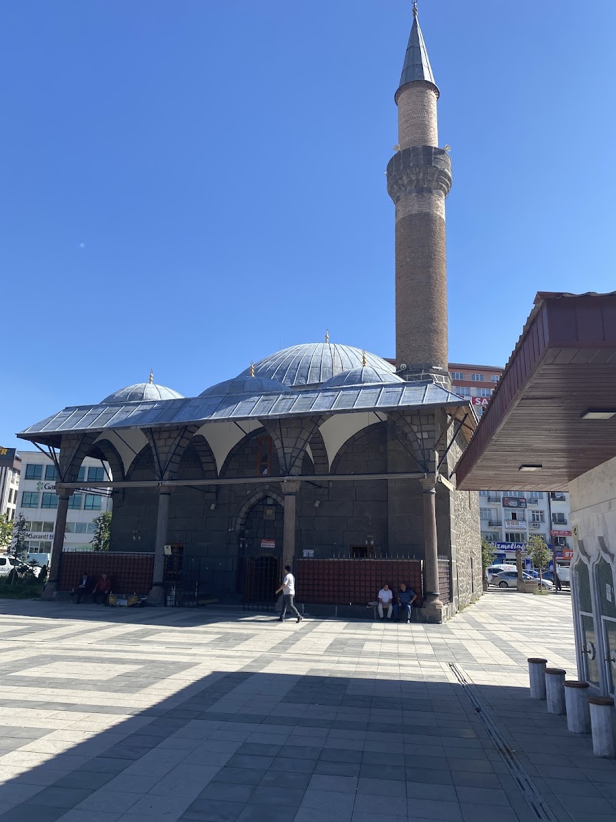 Gürcü Kapı Ali Ağa Cami — fotoğraf 2