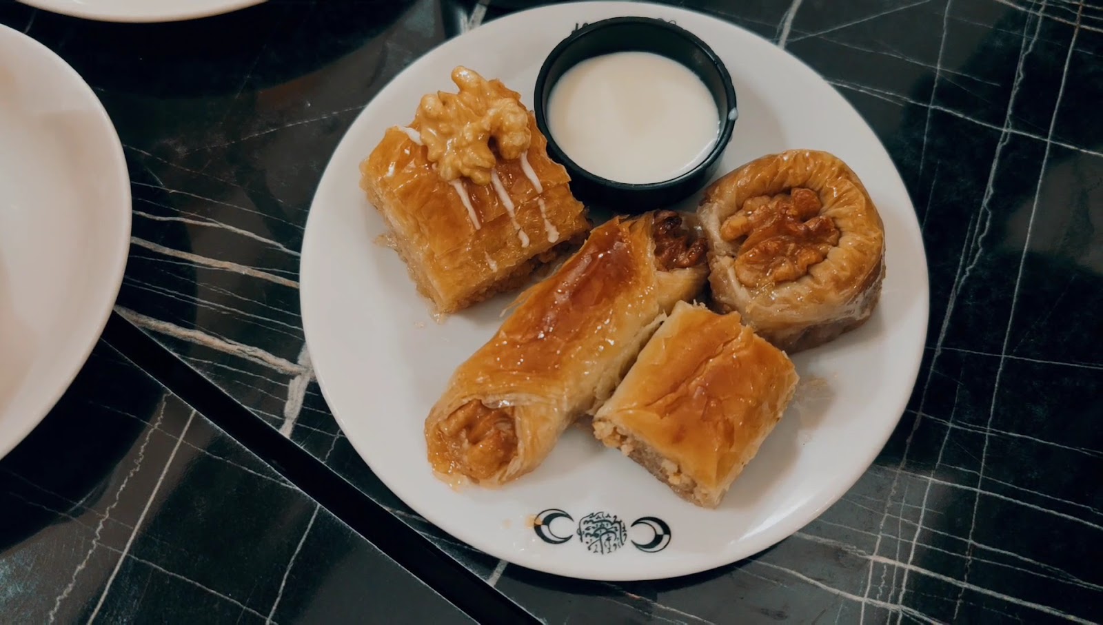 Hafız Mustafa 1864 Edebiyat Kıraathanesi — fotoğraf 4