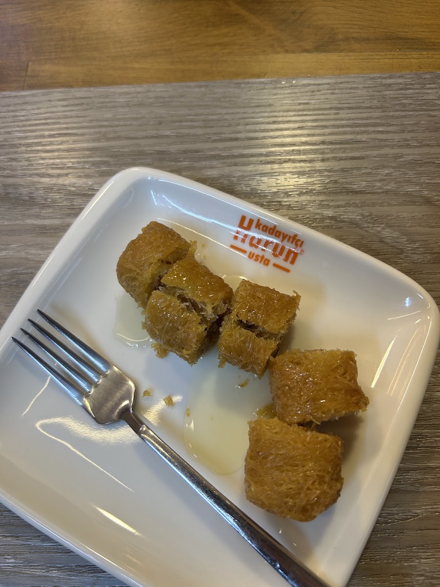 Harun Usta Kadayif Dolmasi 2 — fotoğraf 2