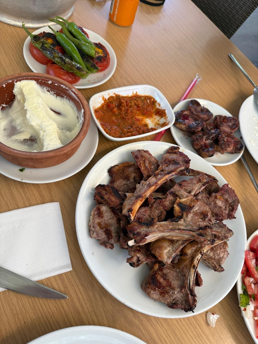 Hasan Zahir Et Lokantası — fotoğraf 4