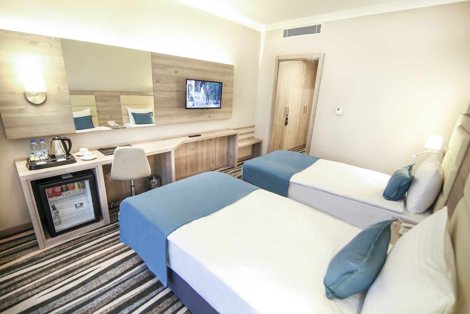 Hotel Excellence Inn — fotoğraf 1