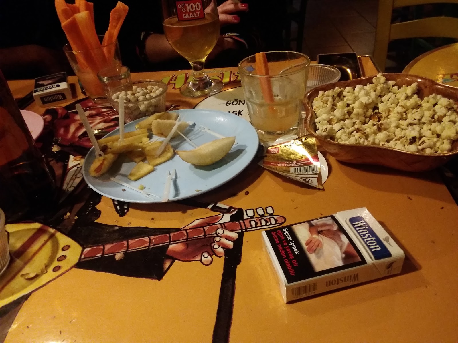 Huni Cafe Bar — fotoğraf 2