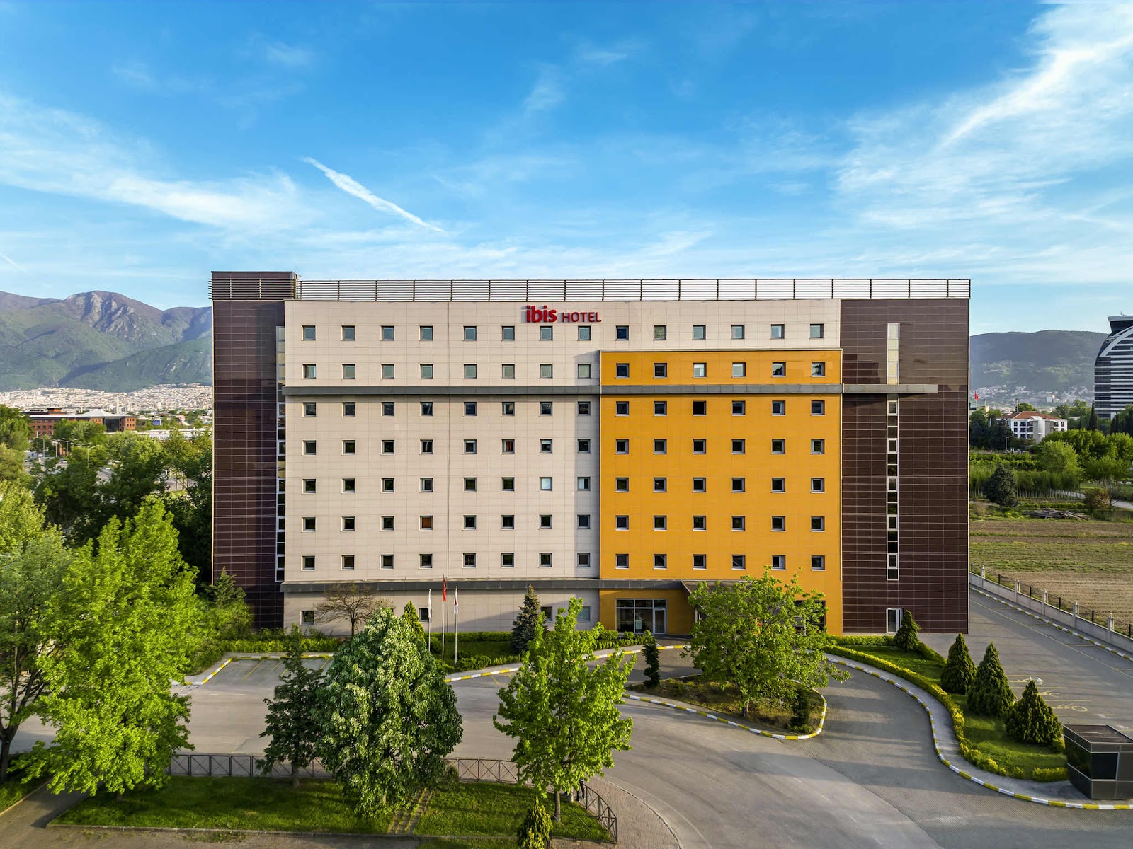 ibis Hotel — fotoğraf 1