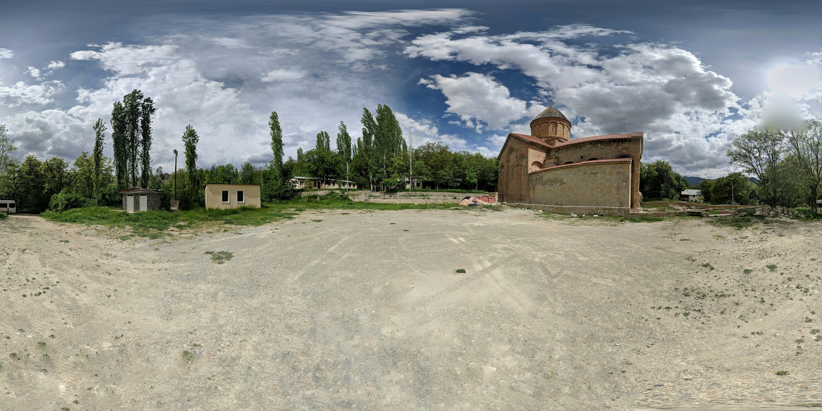 Ishkhani Monastery — fotoğraf 2
