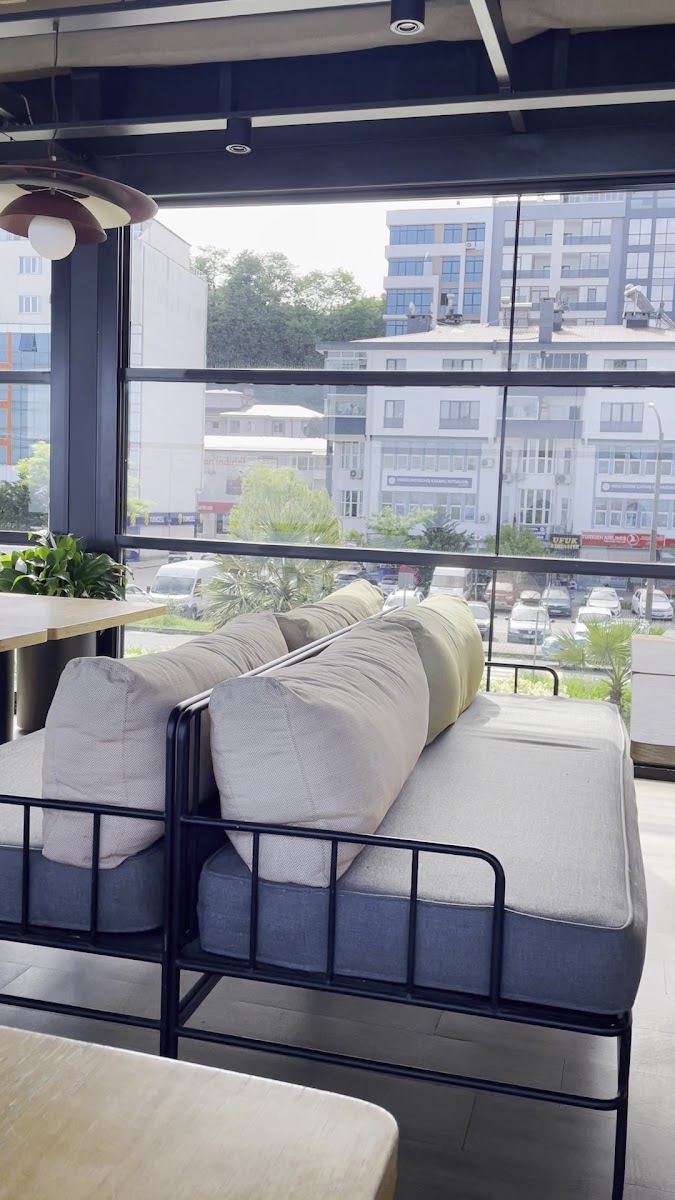 İstasyon Cafe — fotoğraf 3