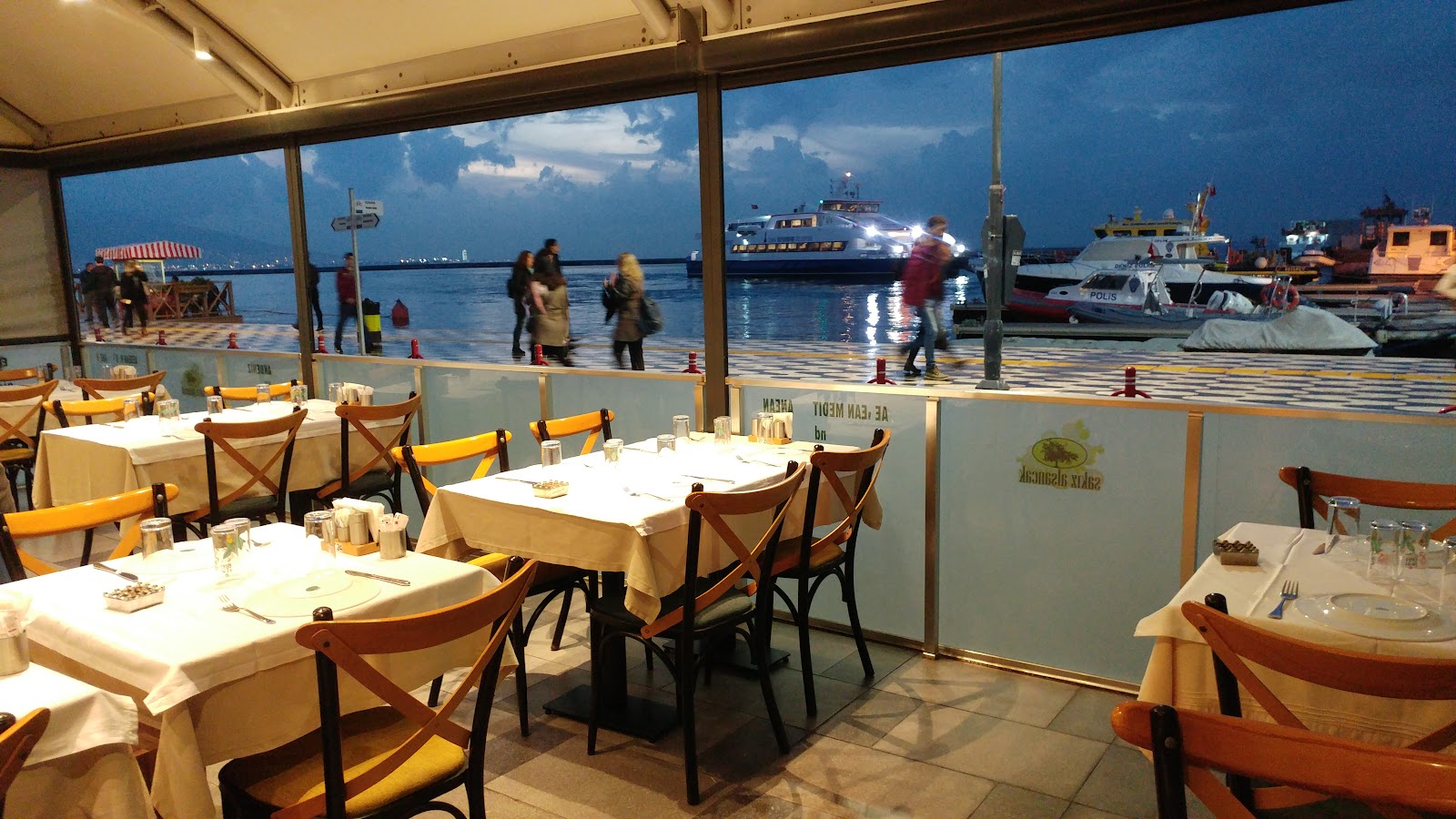 İzmir Sakız Alsancak Restaurant — fotoğraf 10