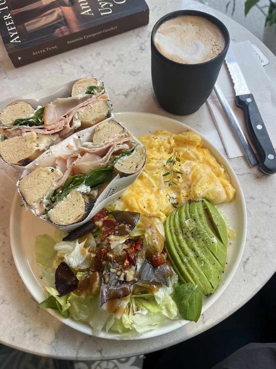 Joie Fresh On Bread — fotoğraf 2