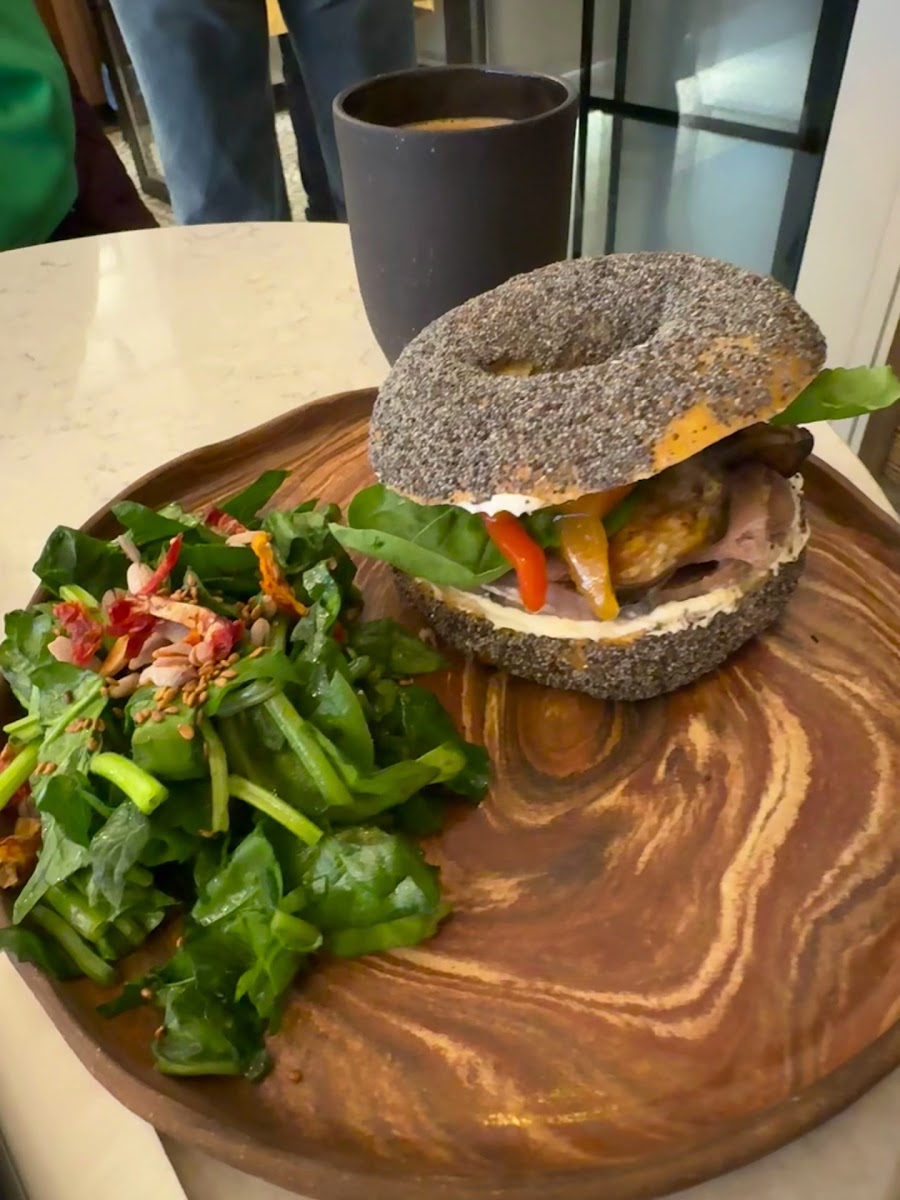 Joie Fresh On Bread — fotoğraf 3