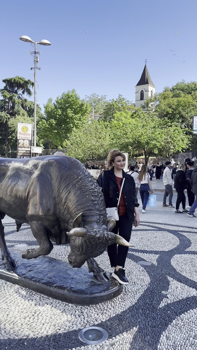Kadıköy Boğa Heykeli — fotoğraf 3
