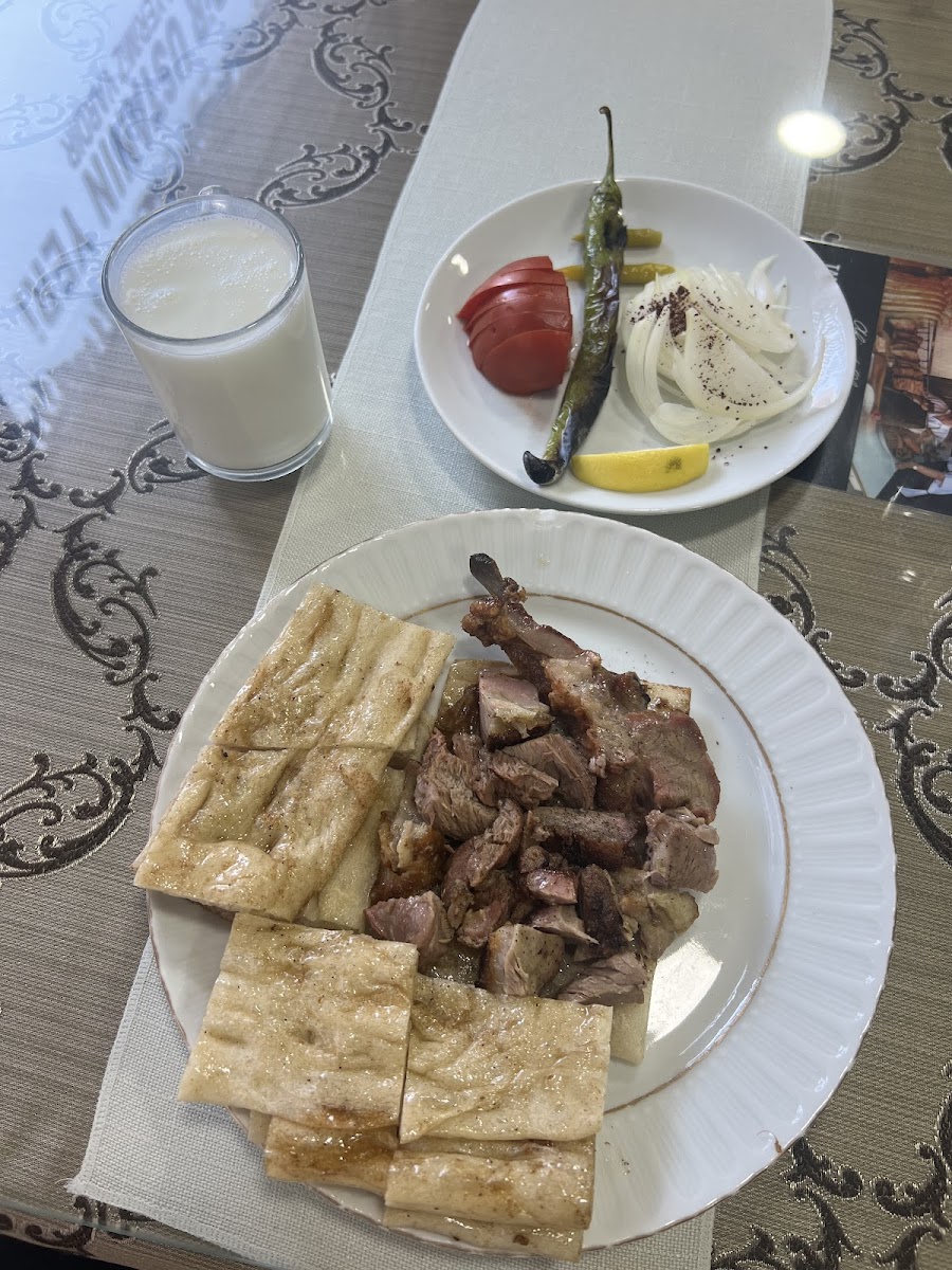 Kadir Ustanin Yeri Meşhur Tandir Kebap — fotoğraf 4