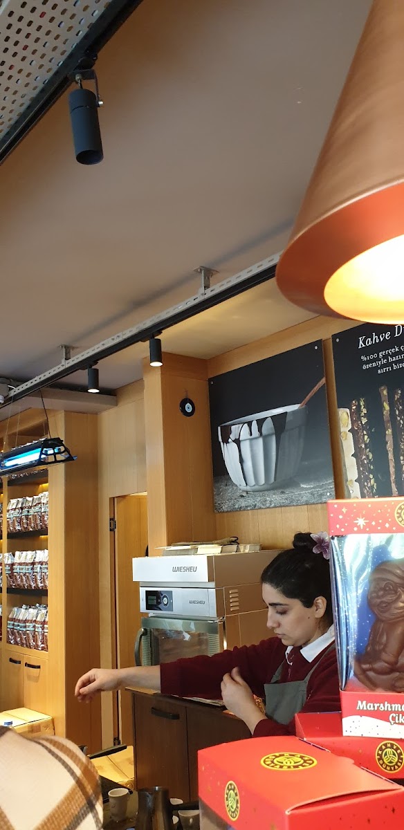 Kahve Dünyası - Adana Ziyapaşa — fotoğraf 4