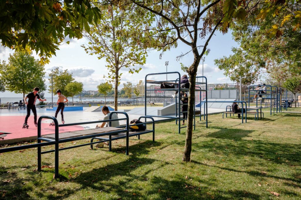 Kalamış Atatürk Parkı — fotoğraf 1