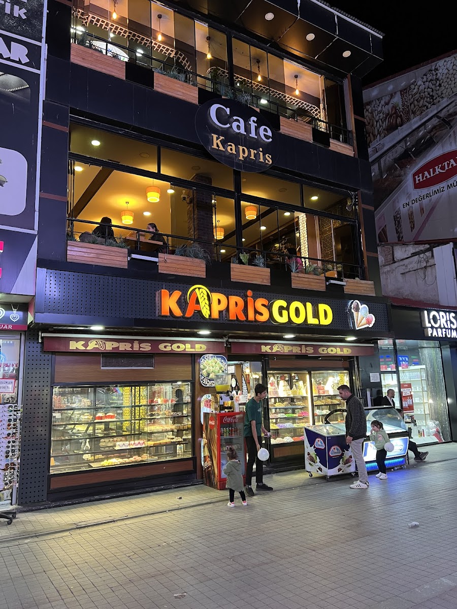 Kapris Gold Cafe & Restaurant — fotoğraf 1