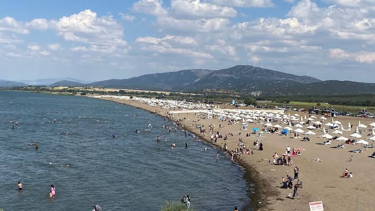 Karaburun Plajı — fotoğraf 1