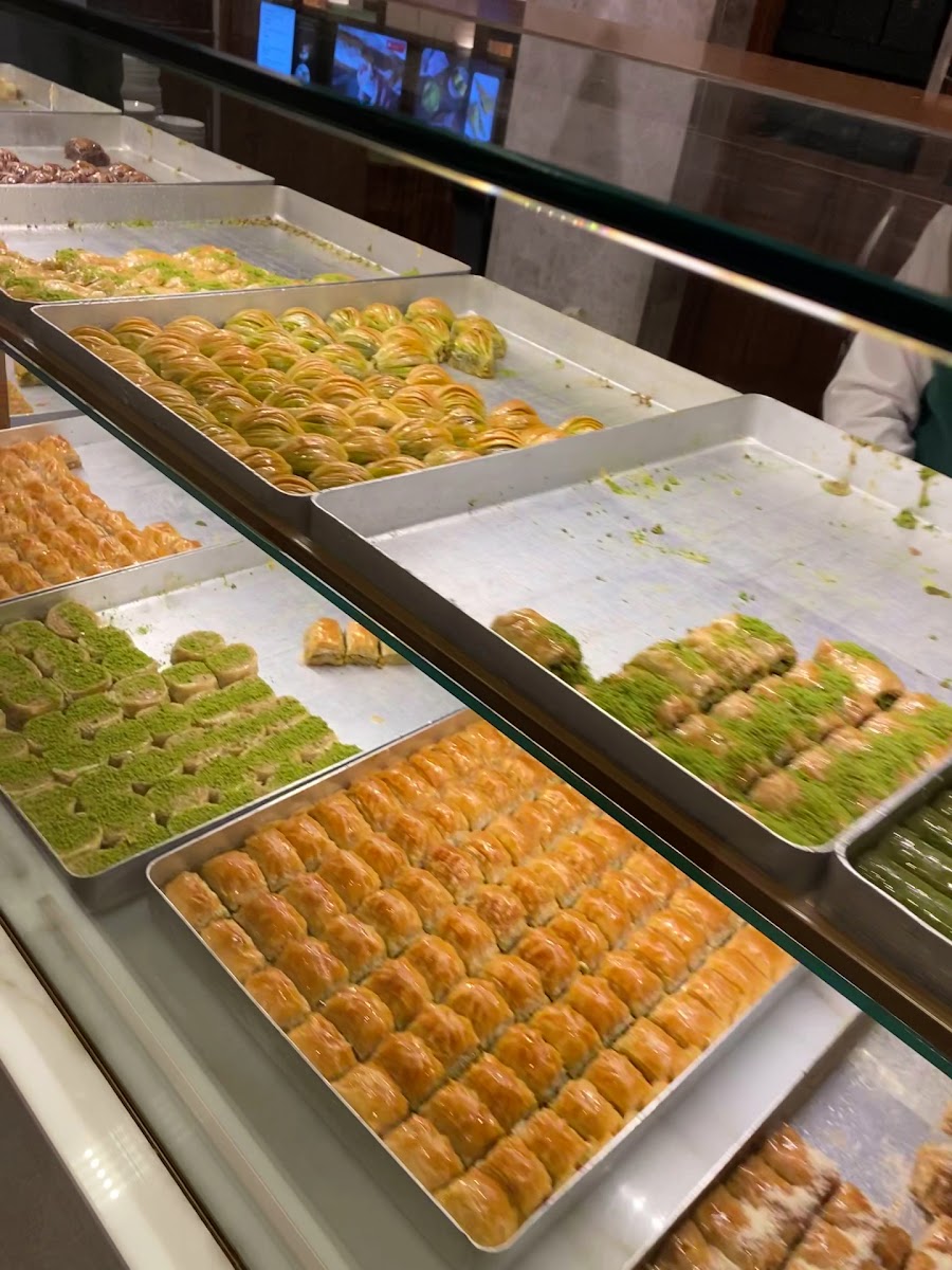 Karaköy Güllüoğlu - Nadir Güllü — fotoğraf 4