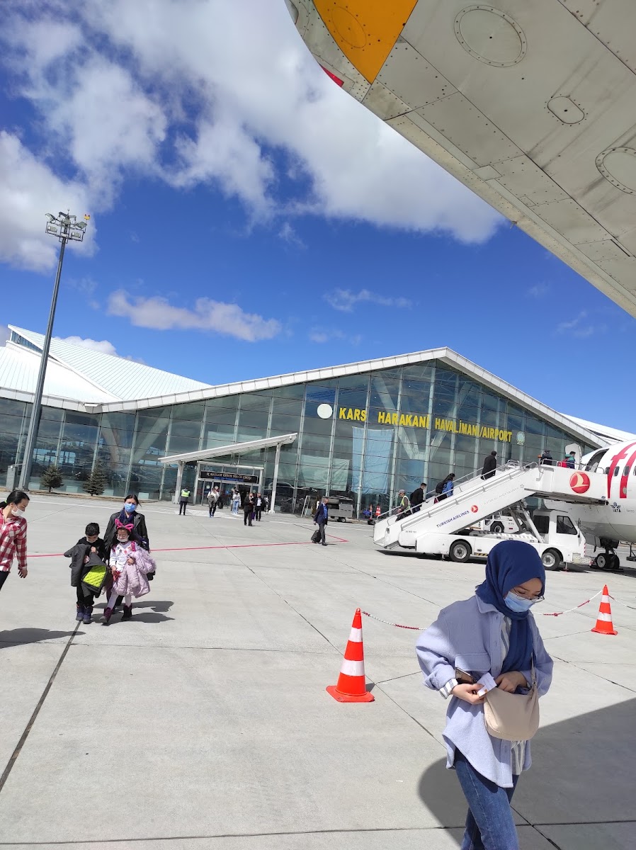Kars Harakani Havalimanı (KSY) — fotoğraf 4