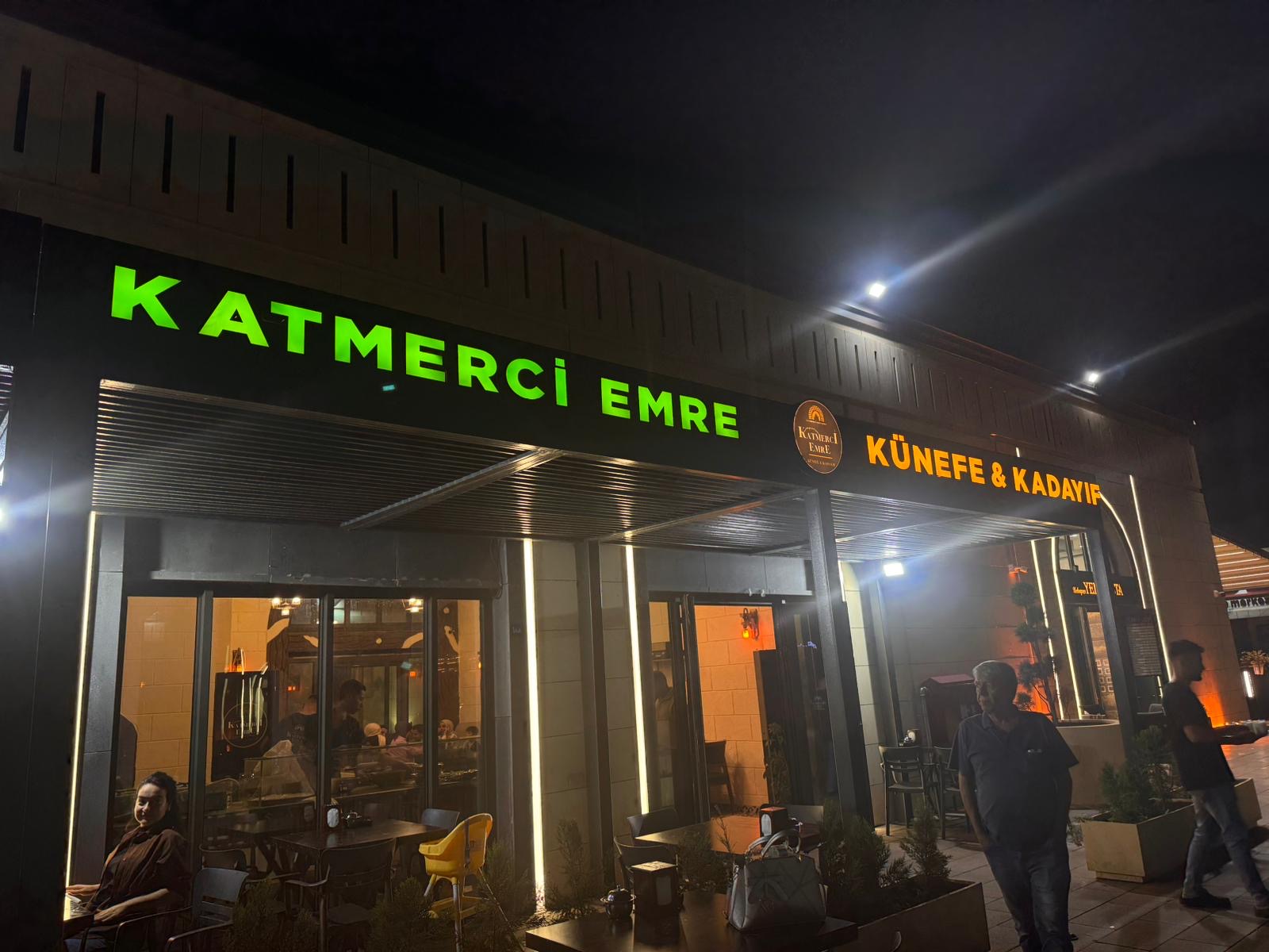 Katmerci Emre | Katmer - Künefe - Tatlı — fotoğraf 1