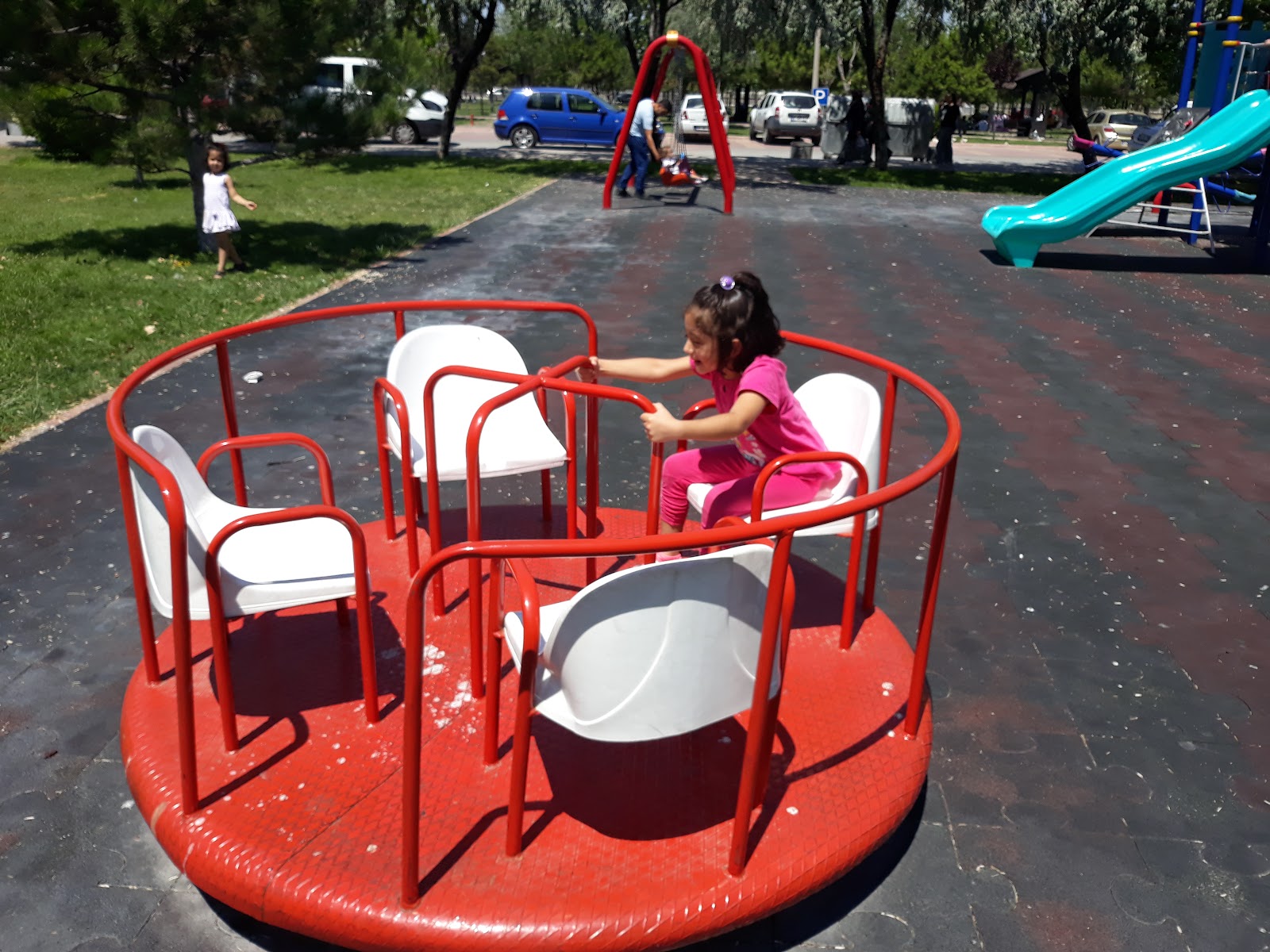 KBB-Birlik Parkı — fotoğraf 1