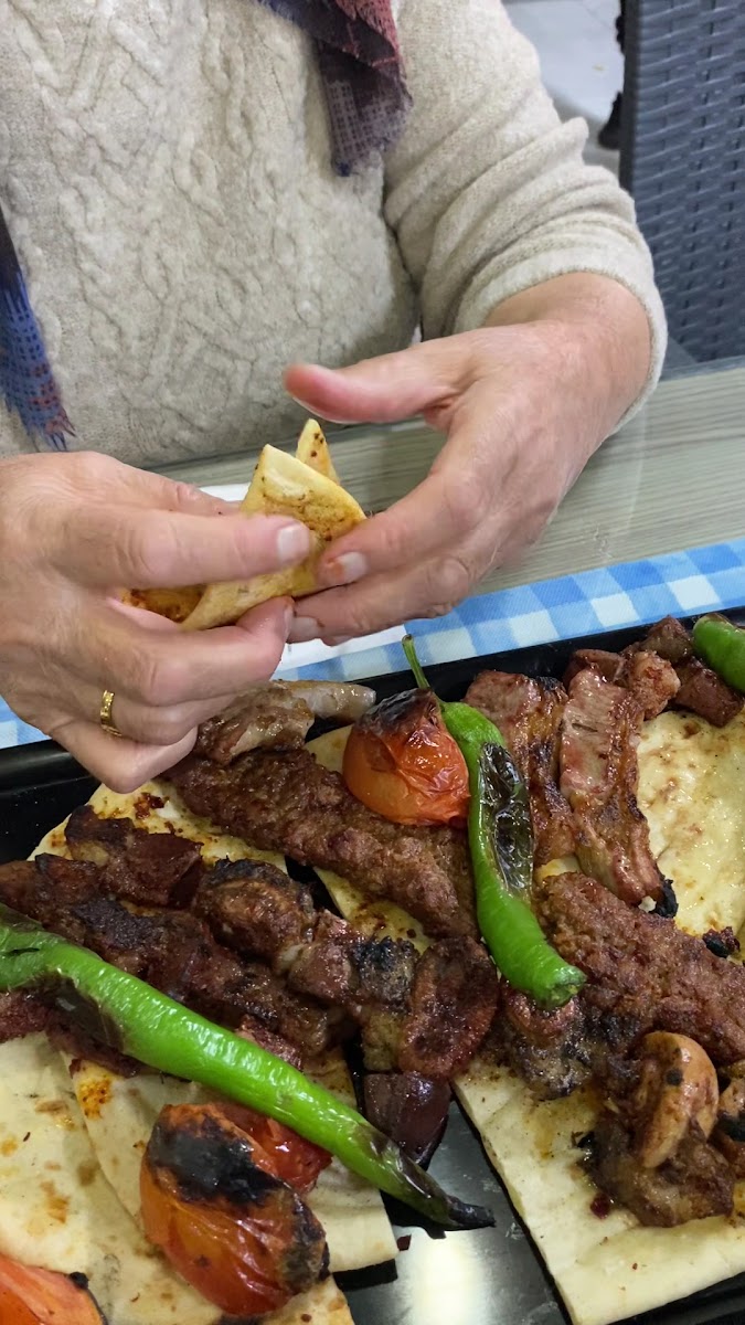 Kebap Yiyelim Ocakbaşı — fotoğraf 3