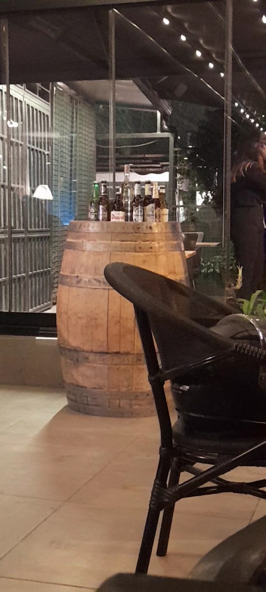 Kedi Kafe & Bistro — fotoğraf 3