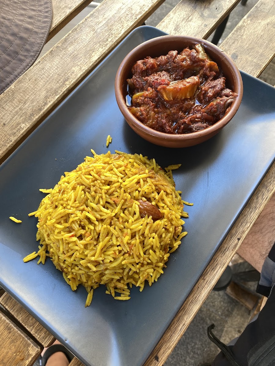 KEM KÜM Egyptian Vegan Restaurant Moda Kadıköy Istanbul — fotoğraf 2