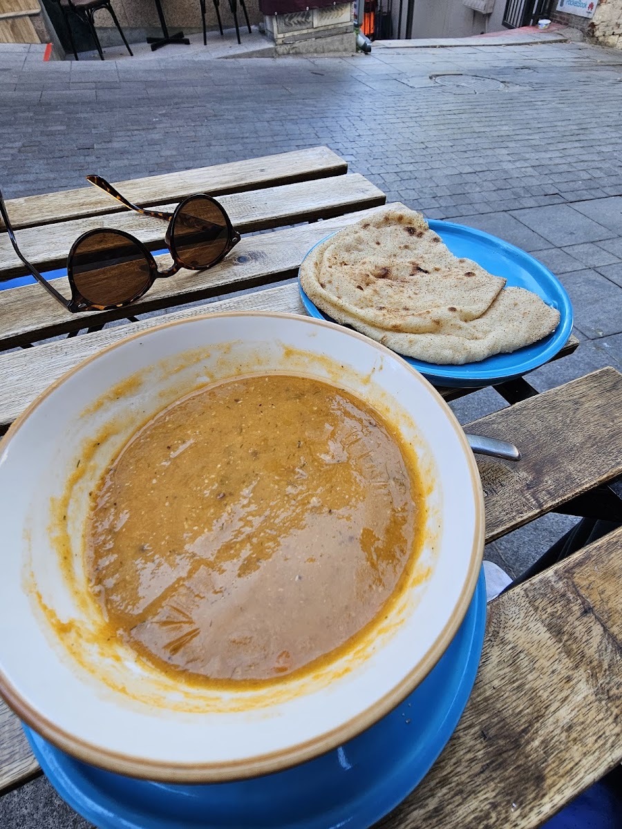 KEM KÜM Egyptian Vegan Restaurant Moda Kadıköy Istanbul — fotoğraf 10