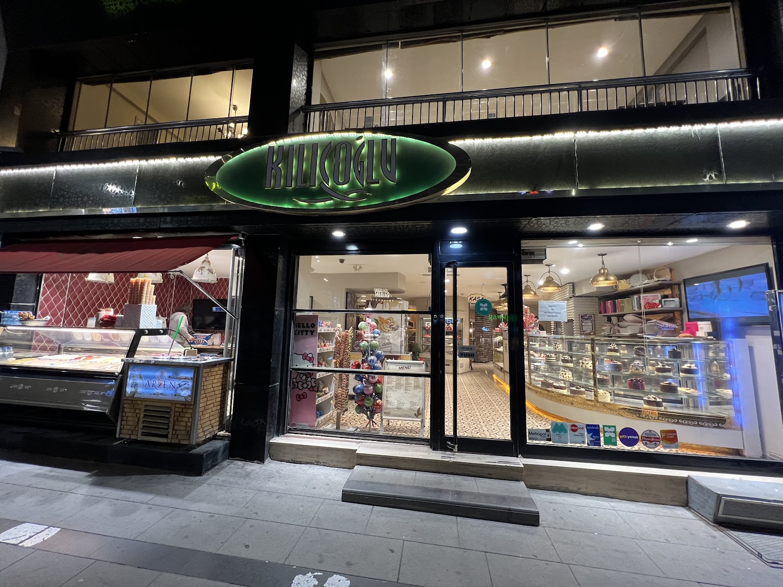 Kılıçoğlu Pastanesi — fotoğraf 1