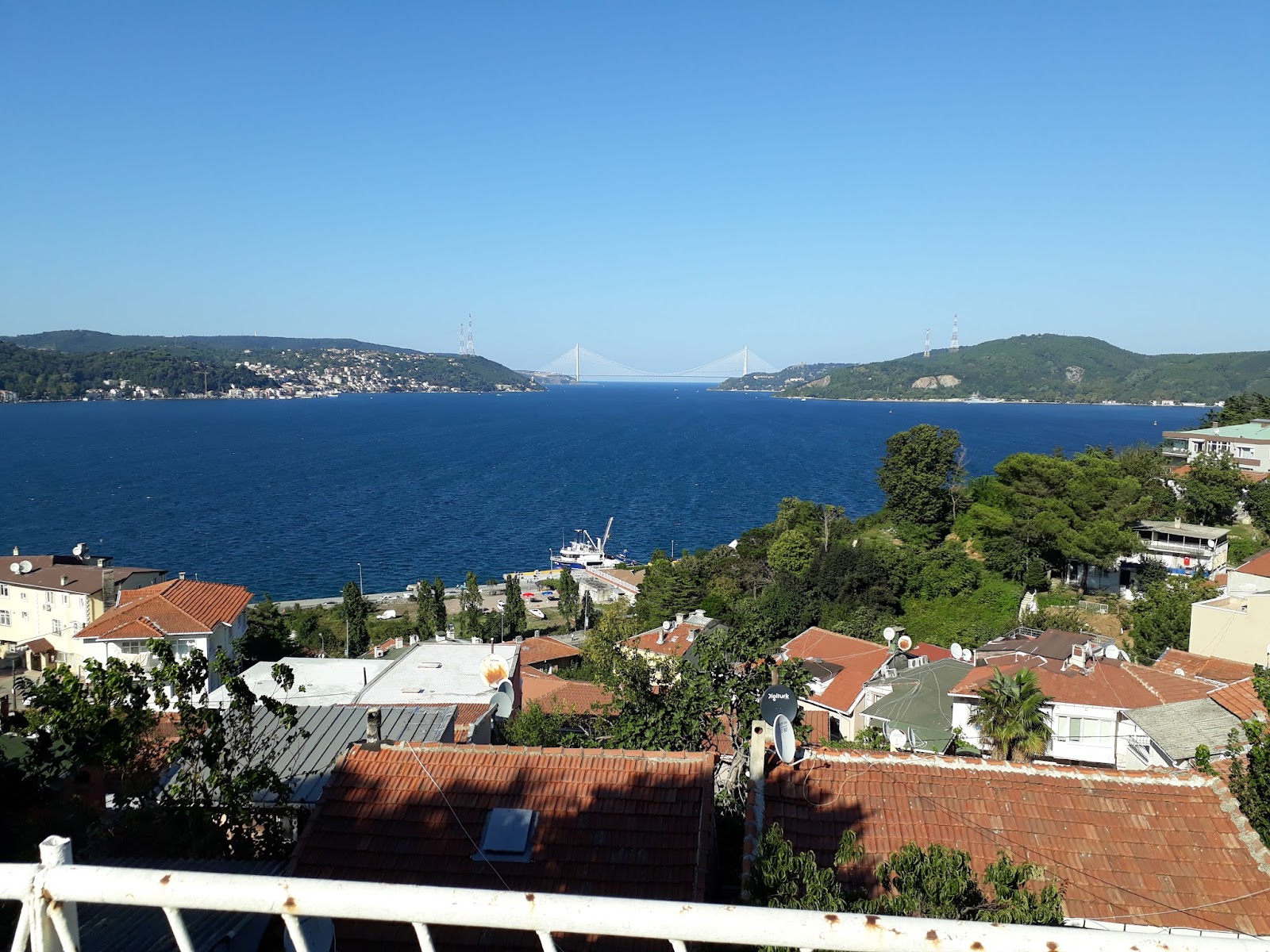 Kireçburnu Sahili — fotoğraf 1