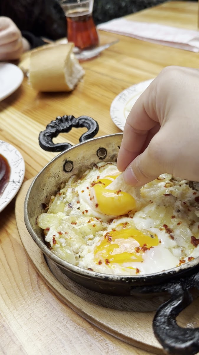 Kırıntı Kahvaltı Salonu — fotoğraf 3