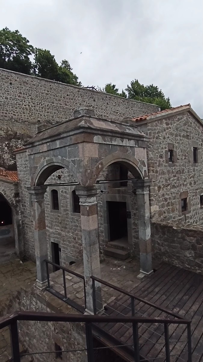 Kızlar Manastırı — fotoğraf 3
