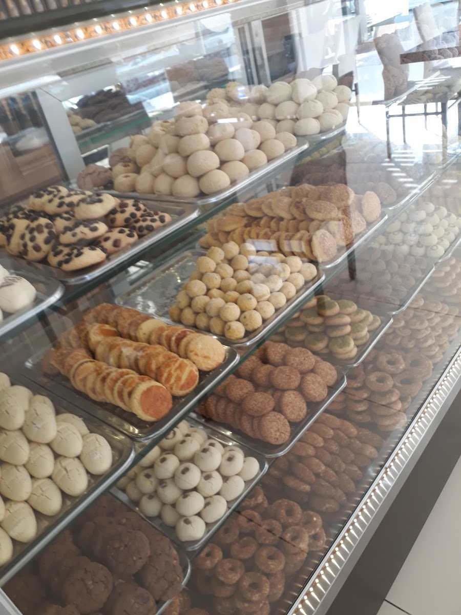 Konak Unlu Mamülleri — fotoğraf 1