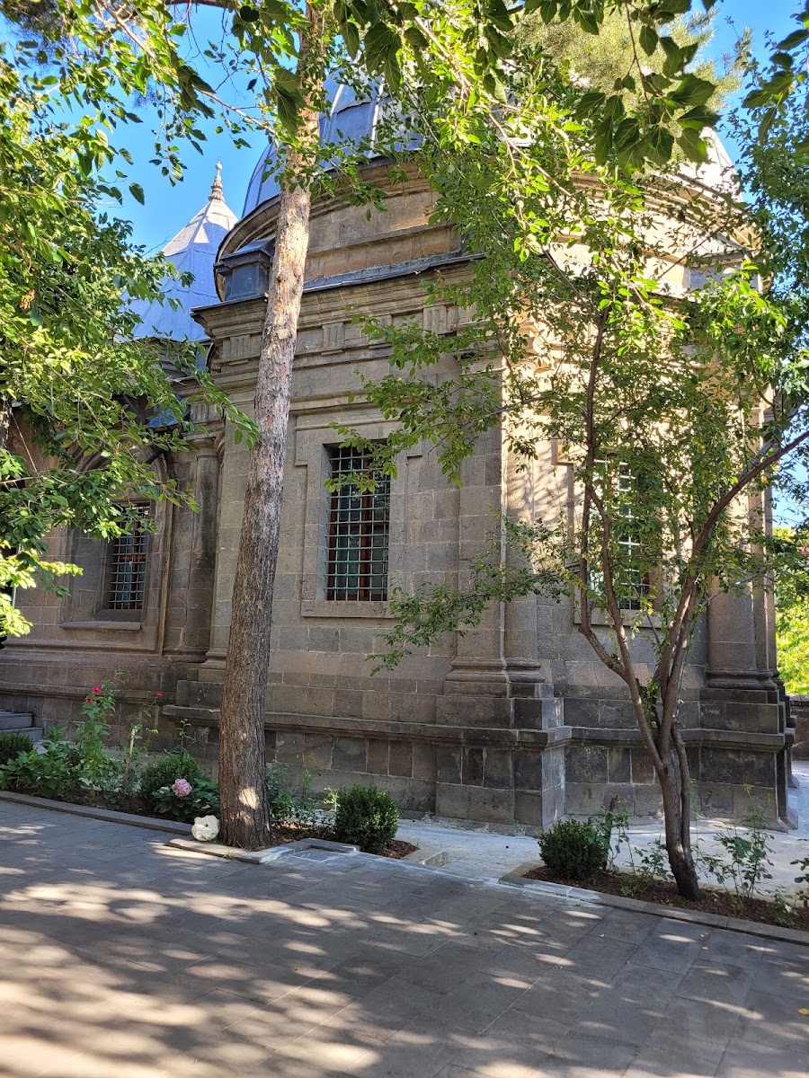 Küfrevi Türbesi — fotoğraf 1