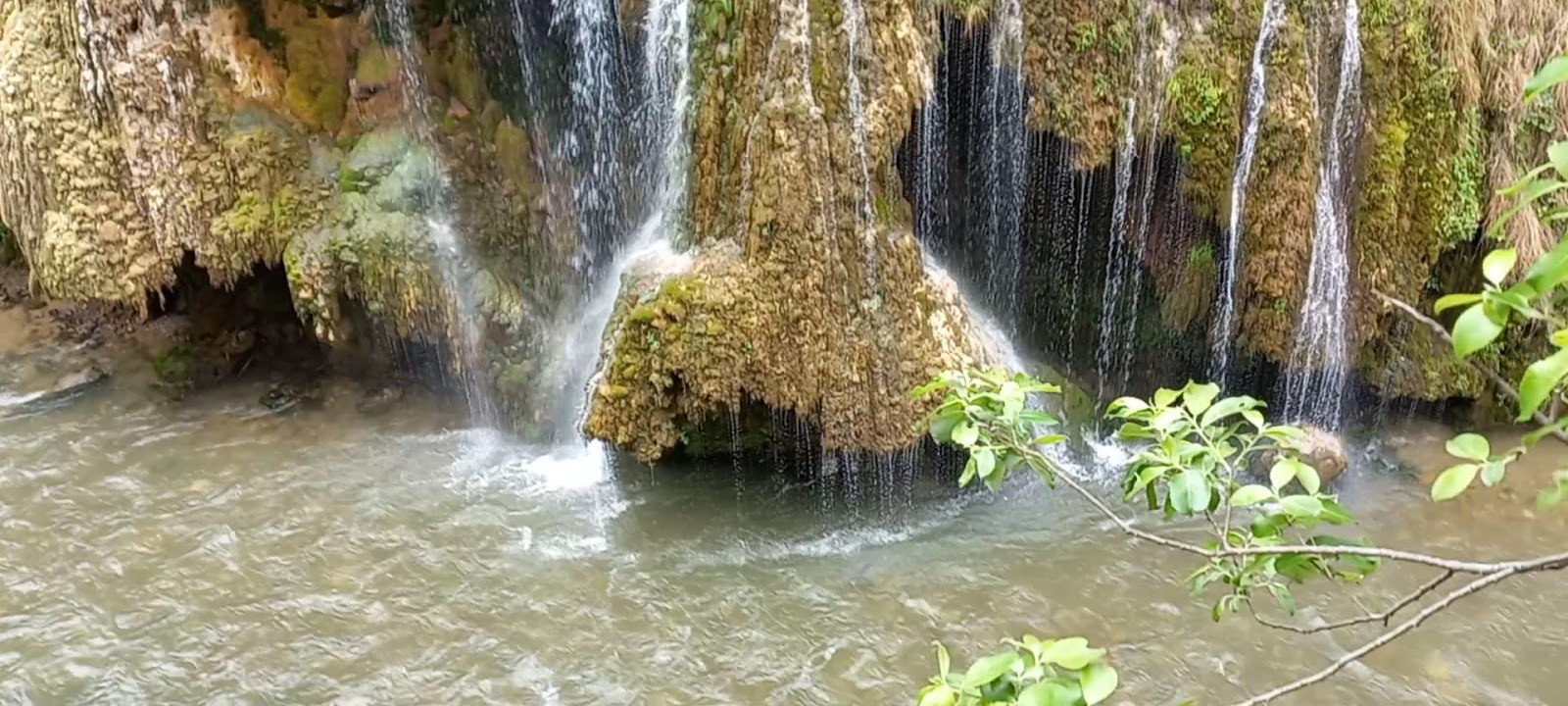 Kuzalan Şelalesi Tabiat Parkı — fotoğraf 2