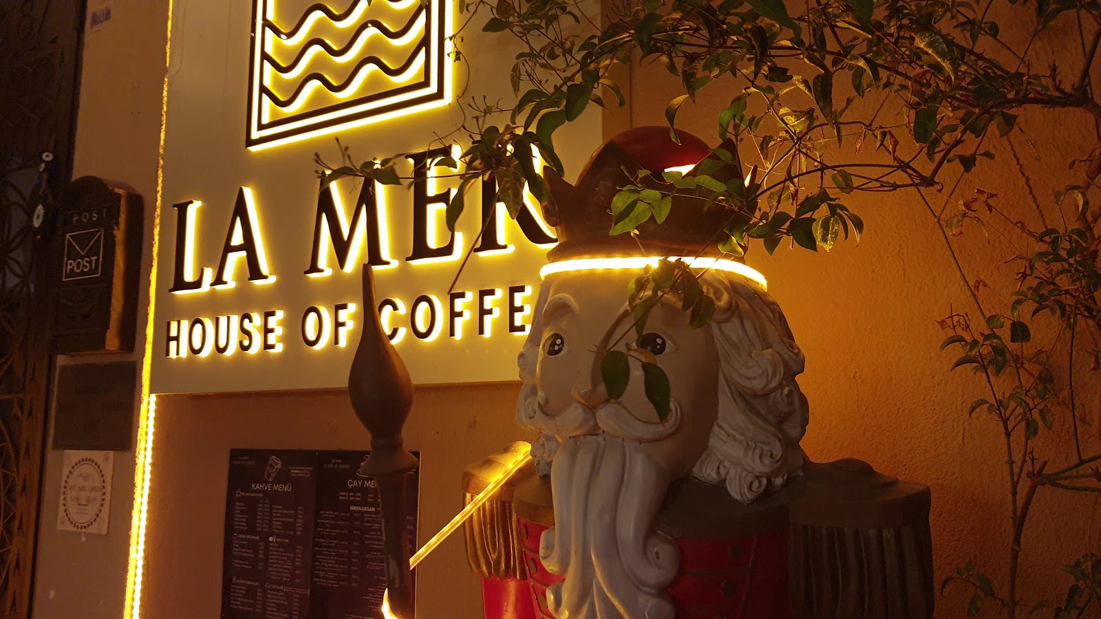 La Mer House Of Coffee — fotoğraf 3
