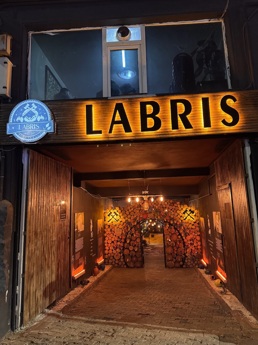 Labris restaurant — fotoğraf 1