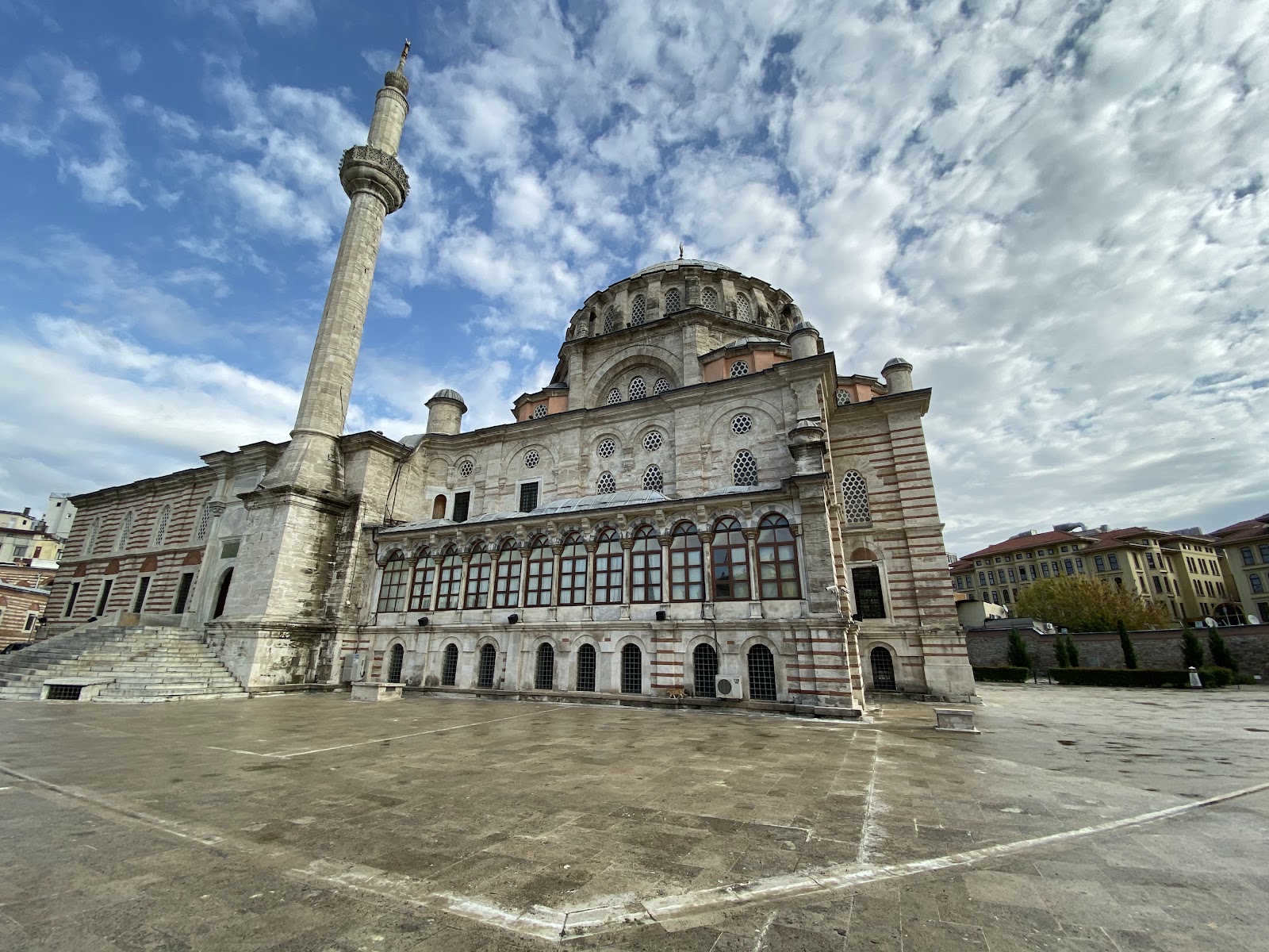 Laleli Camii — fotoğraf 1