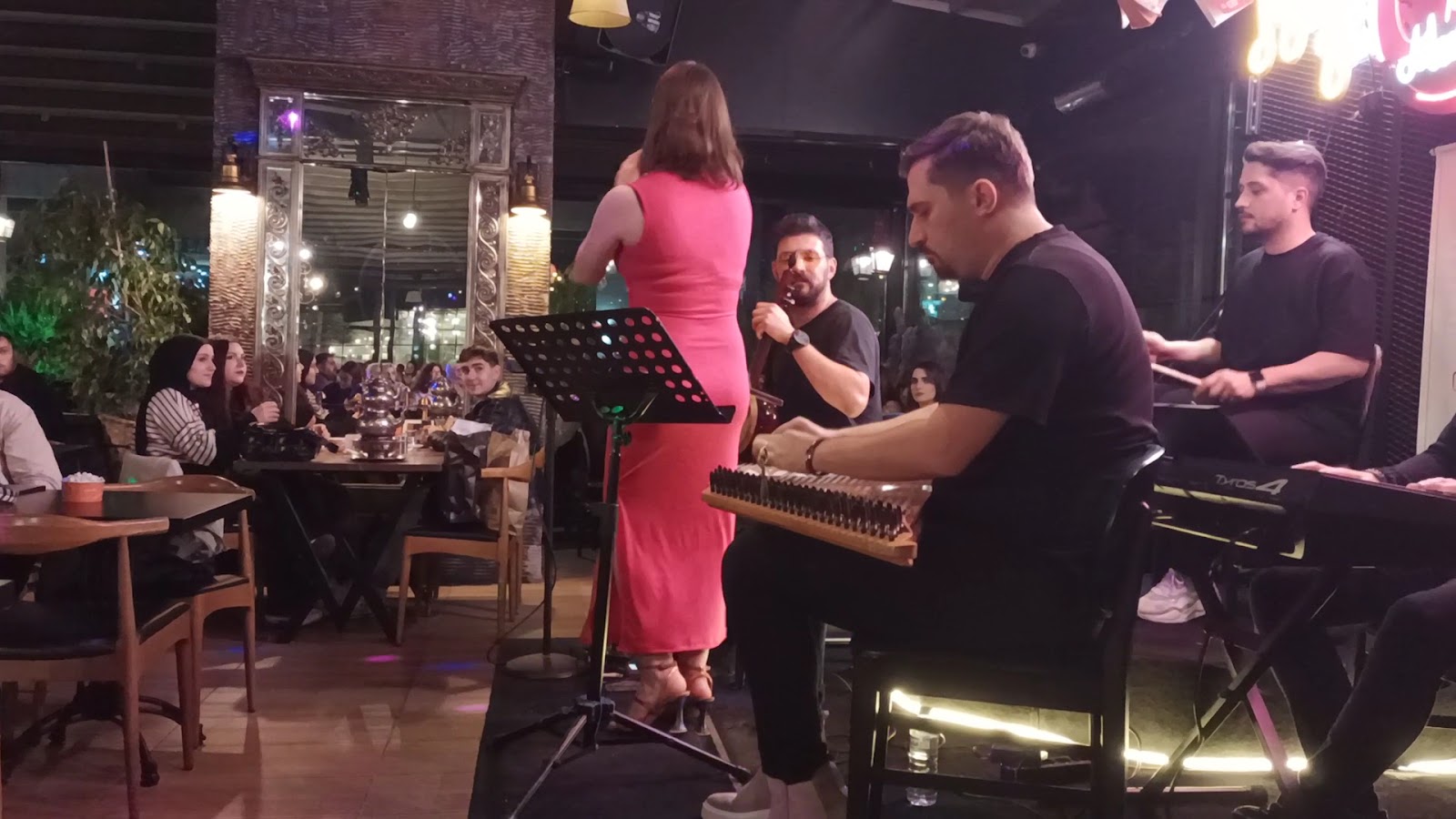 Lamess Cafe & Restorant — fotoğraf 3