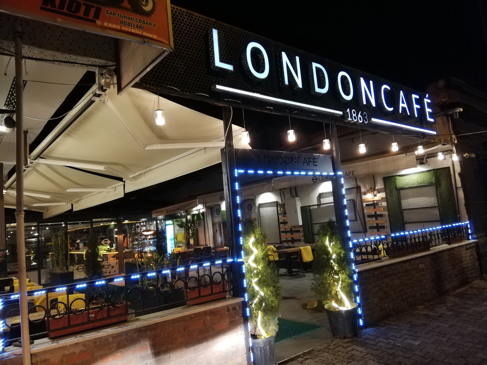 London Cafe (Kars) — fotoğraf 1