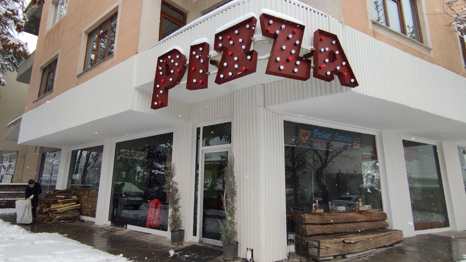Mantar Pizza — fotoğraf 3